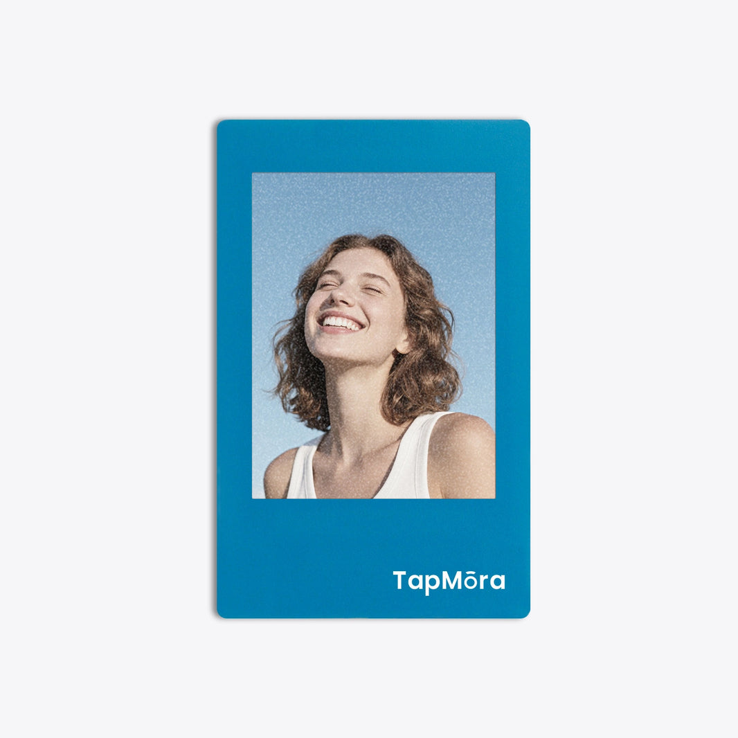 World's First Battery-Free E Ink Photo Magnet with Full-Color Display
